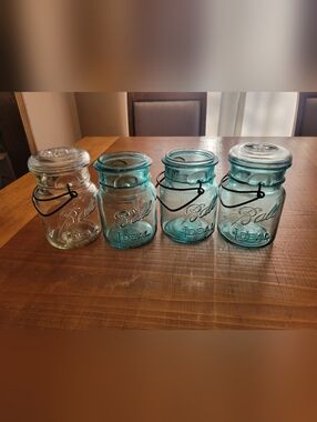 Antique Ball Ideal Wire Pint Canning Jars 3 Blue 1 Clear 2 Lids - 1 Missing Wire